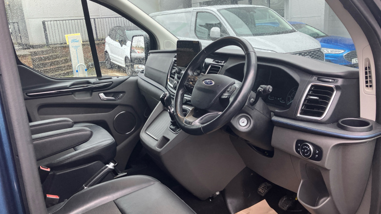 Ford Tourneo Custom Transit Custom Tourneo L1 Diesel Fwd 2.0 EcoBlue 130ps Low Roof 8 Seater Active